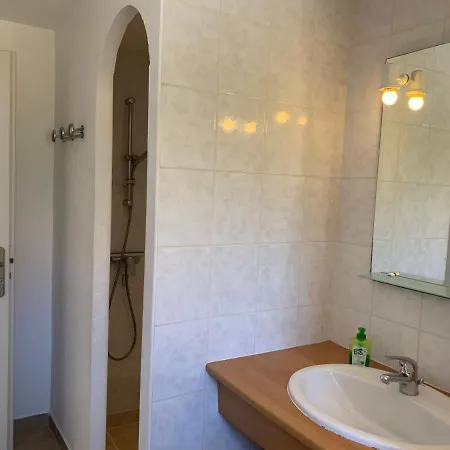 Apartment Les Pensees La Londe-les-Maures