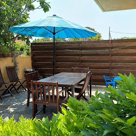 Apartment Les Pensees La Londe-les-Maures